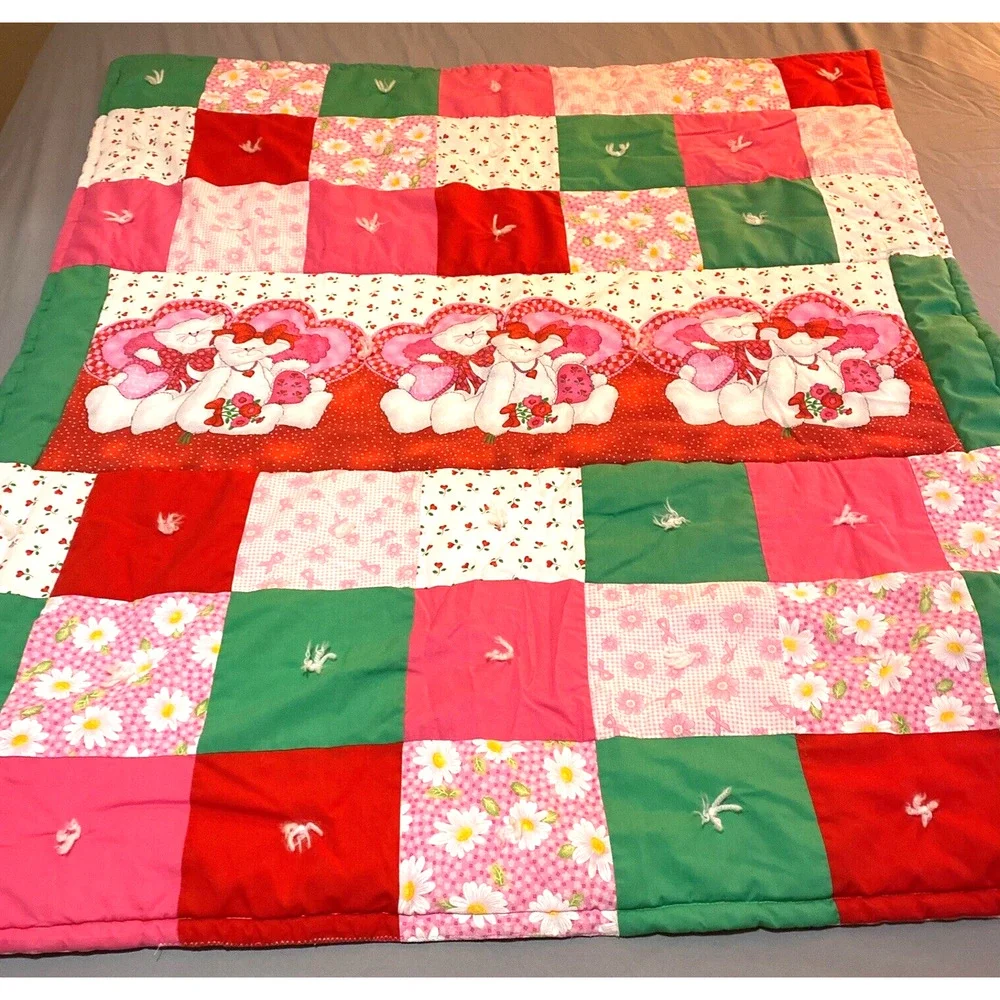 VTG Patchwork Lap Quilt Baby Crib Blanket Kittens Cats Heart Tie Grannycore Gift